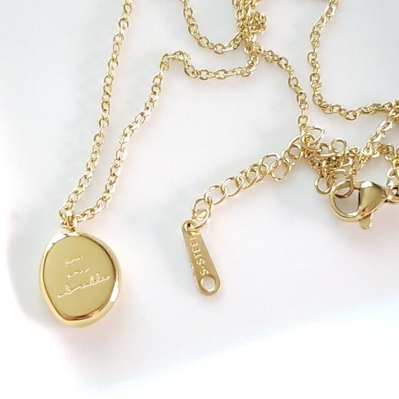 New! FP "Adorable" Necklace - Picture 8 of 9